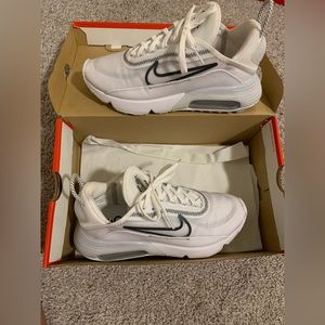 Womens Nike Air Max 2090 - White/Black-Wolf Grey - Size 7